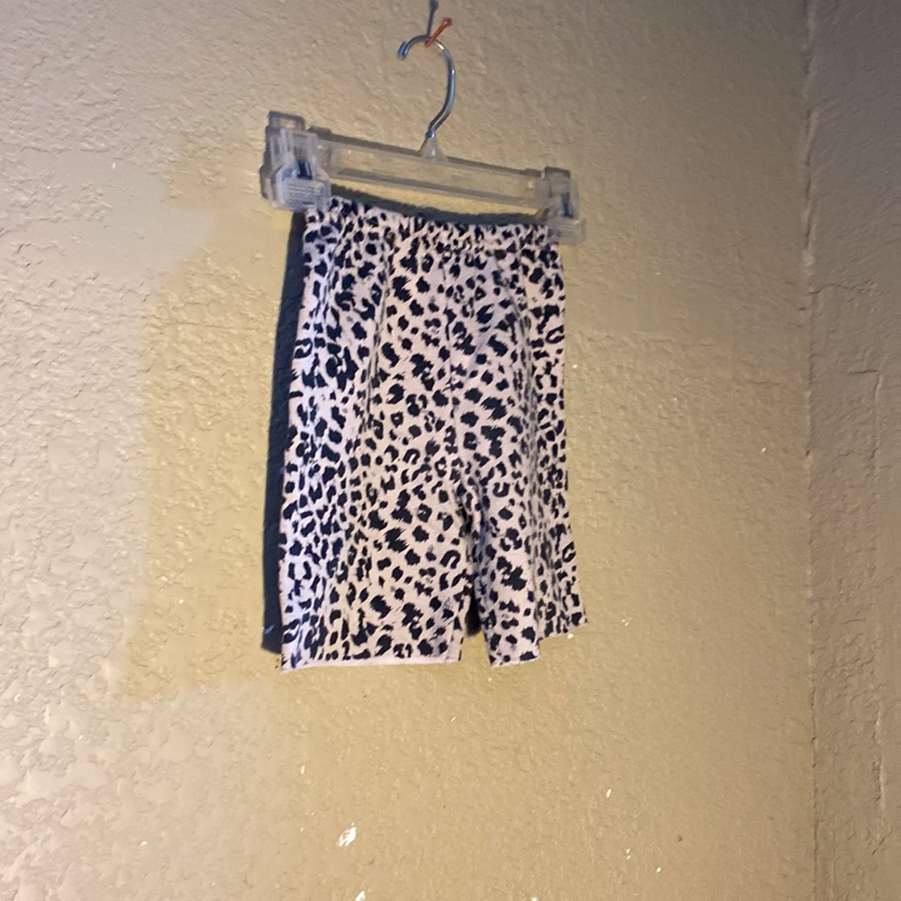 Cheetah printed shorts really fluffy and in the inside